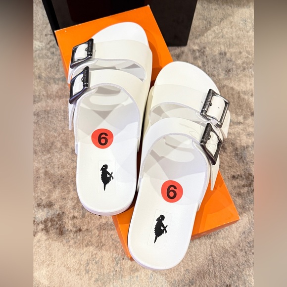 Sandals - Picture 2 of 2